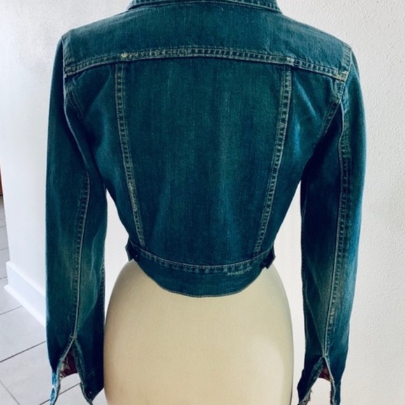 Pearl lace & floral cuffs embellished denim jacket - Picture 3 of 11